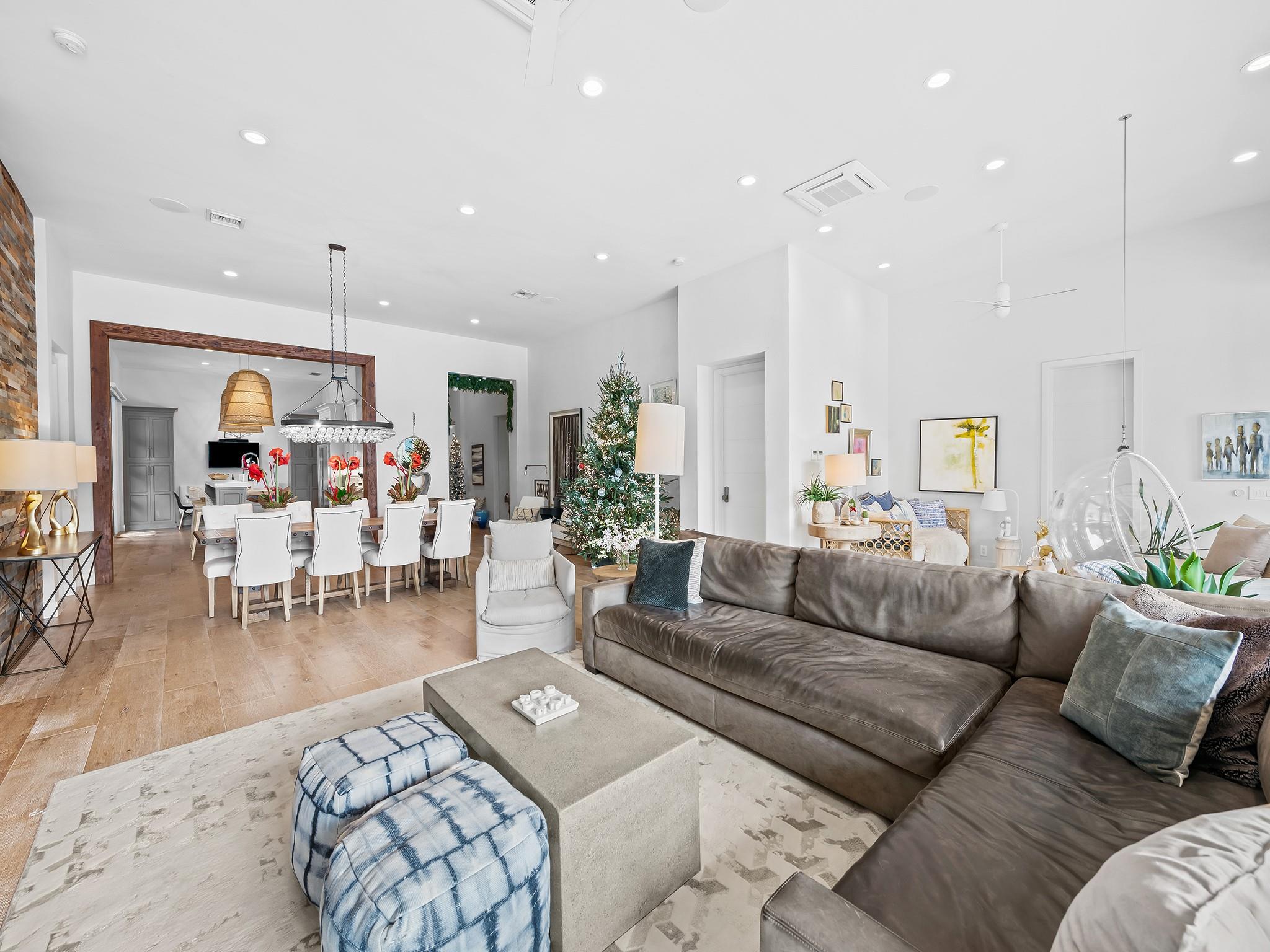 Signature Estates 172-31 - Residential