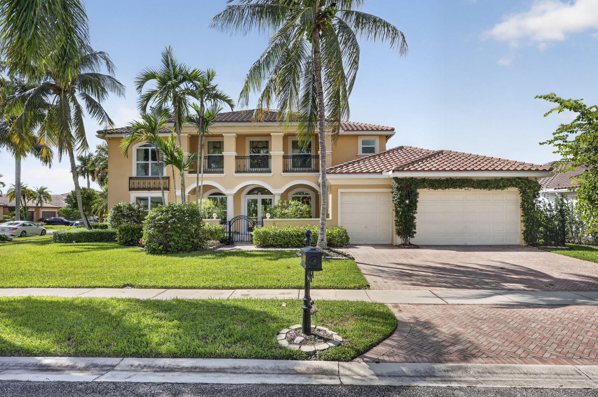 Properties 4485 ISLAND REEF Drive