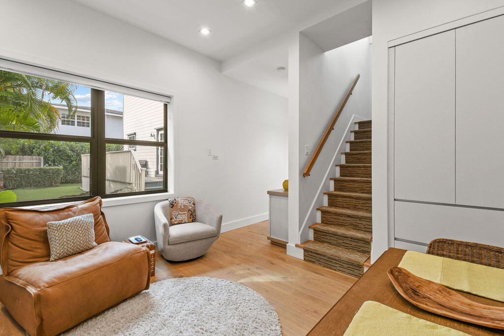 JEANETTE COURT - Residential Lease