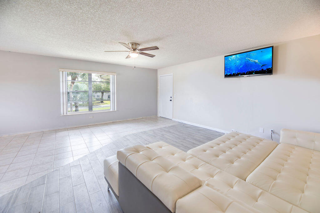 VISTA ST LUCIE BUILDINGS 9 THRU 20 - Residential