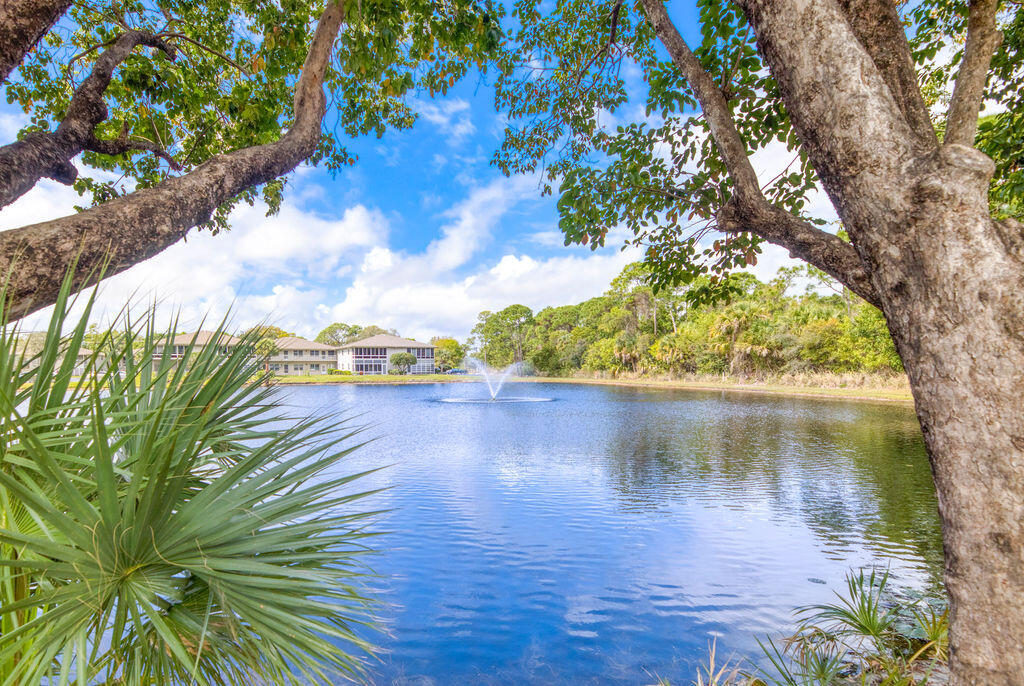VISTA ST LUCIE BUILDINGS 9 THRU 20 - Residential