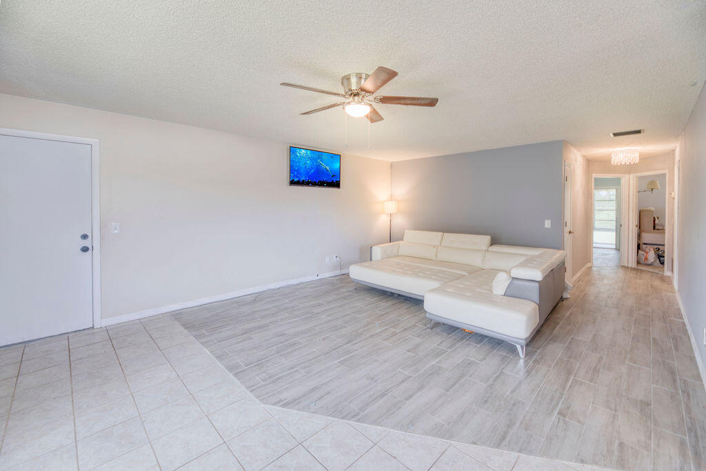 VISTA ST LUCIE BUILDINGS 9 THRU 20 - Residential