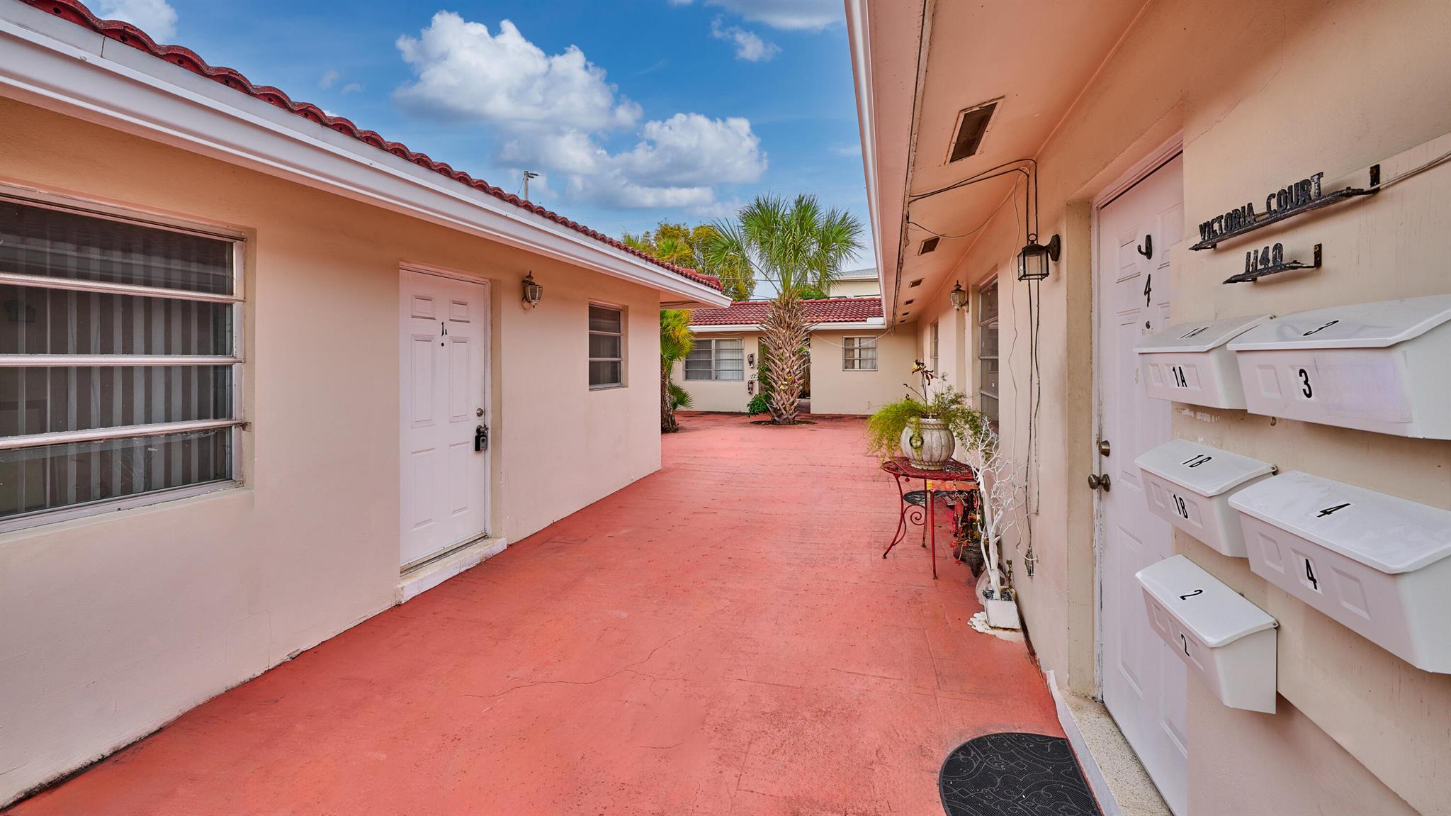 1140 NE 24 Avenue 1-4