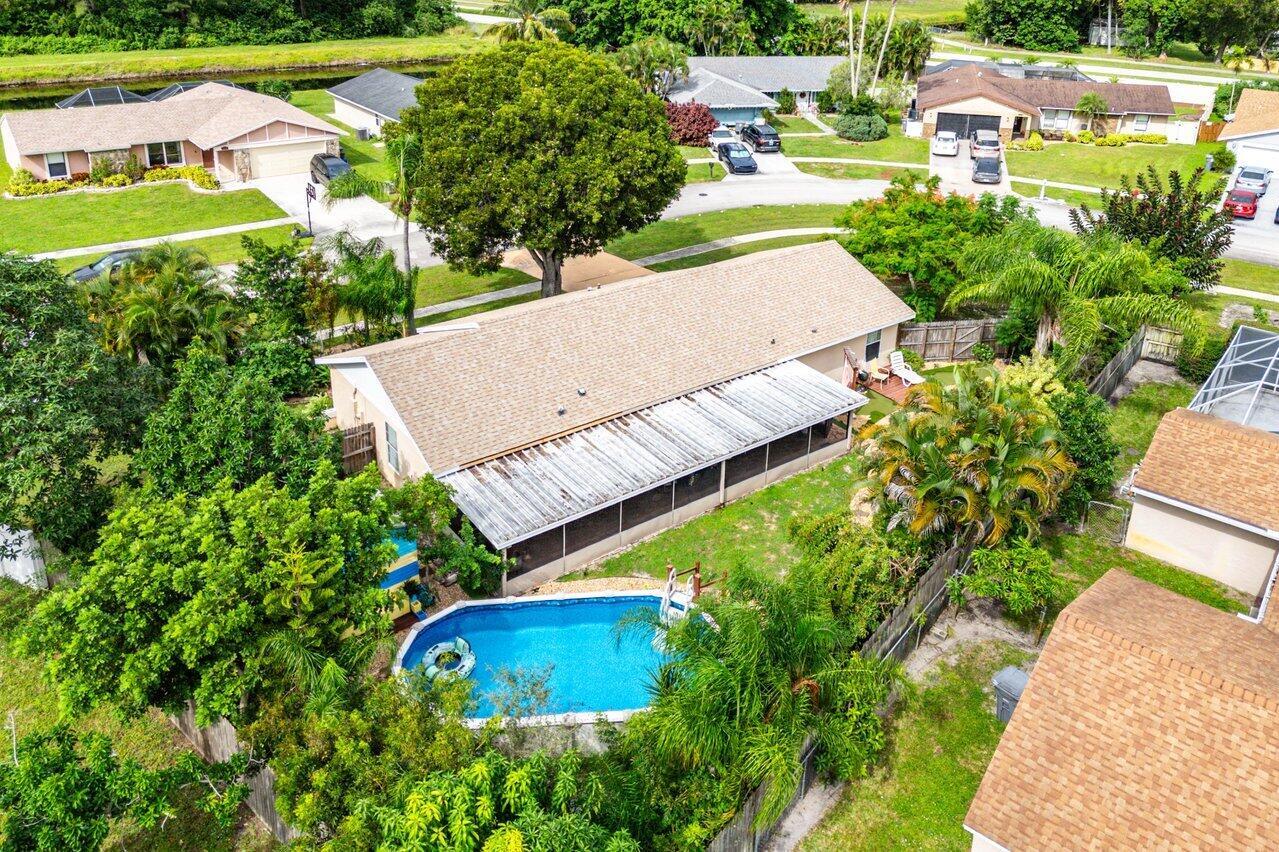 LE CHALET IV-B - Residential