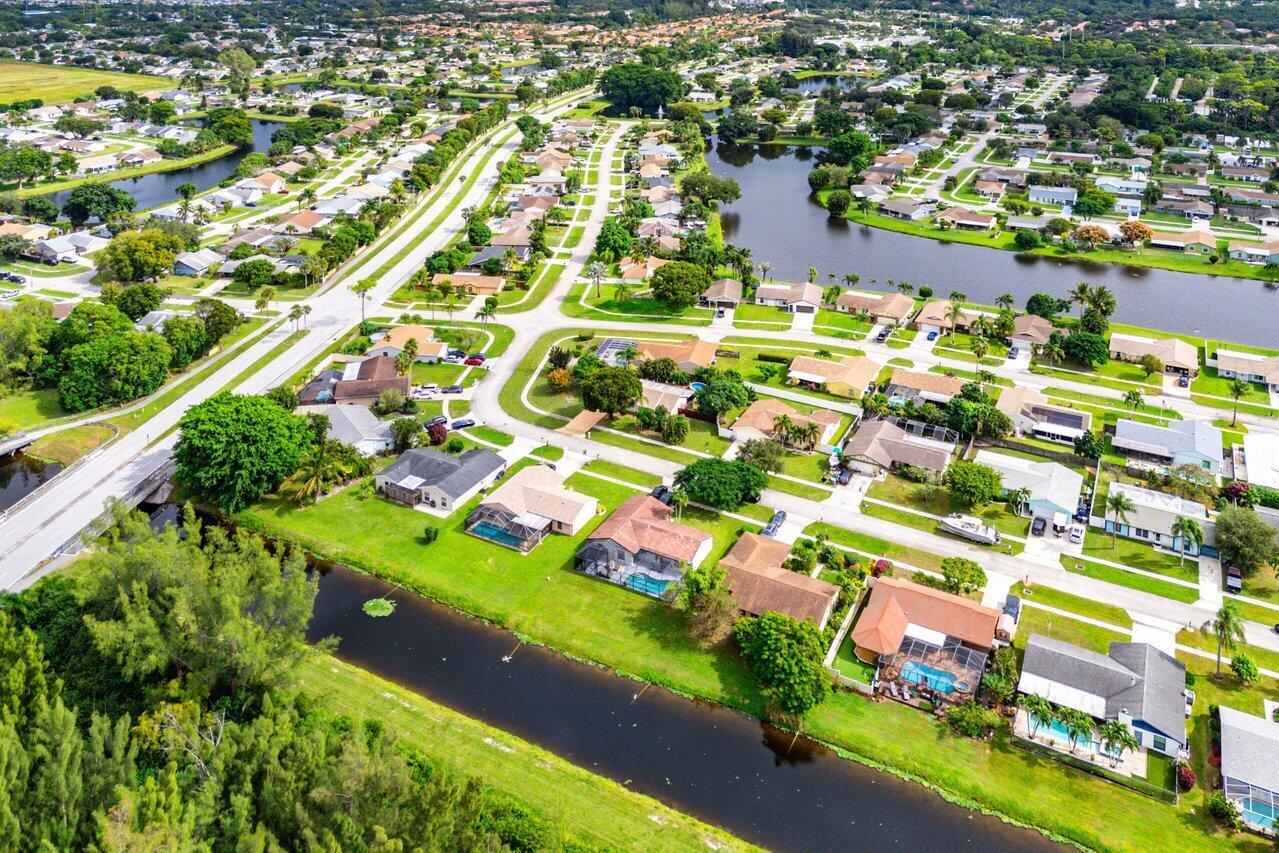 LE CHALET IV-B - Residential