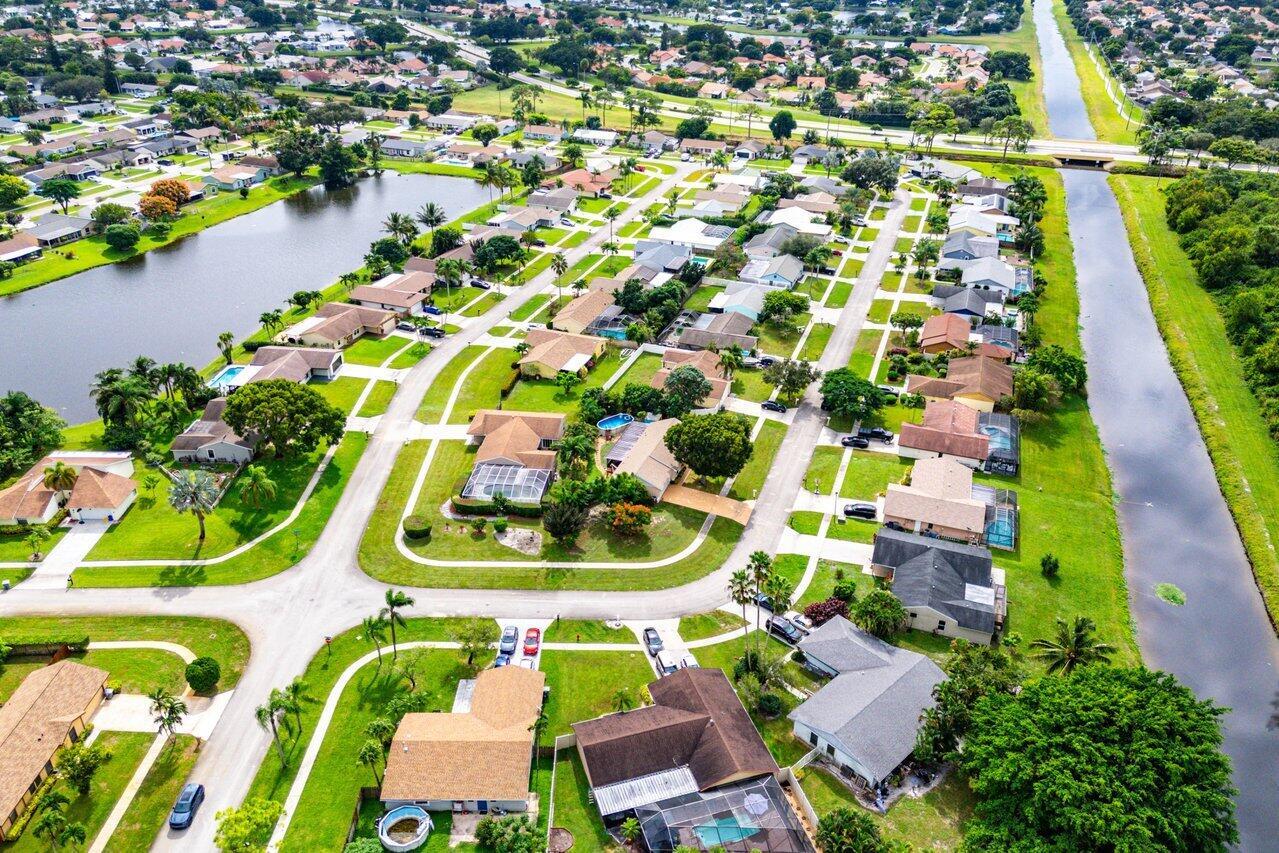 LE CHALET IV-B - Residential