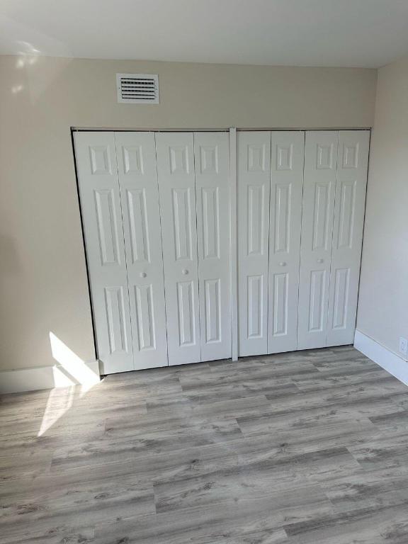 VIKING ARMS CONDO - Residential Lease