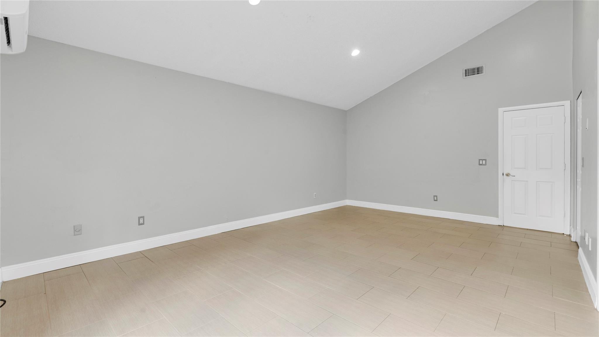 sierra del mar east - Residential