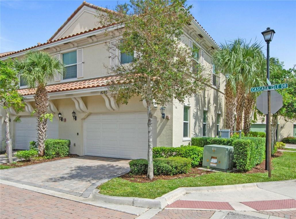 Cascada Isle - Residential