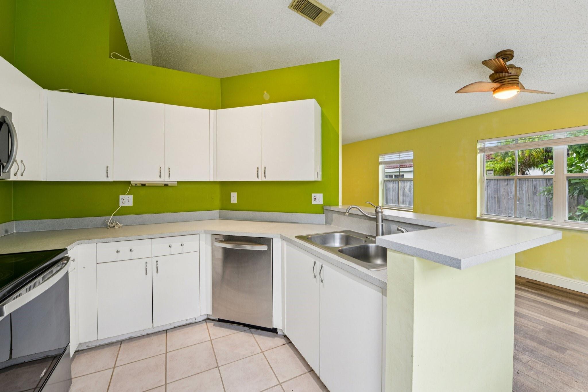 GATEWAY MILE RESUBDIVISIO - Residential