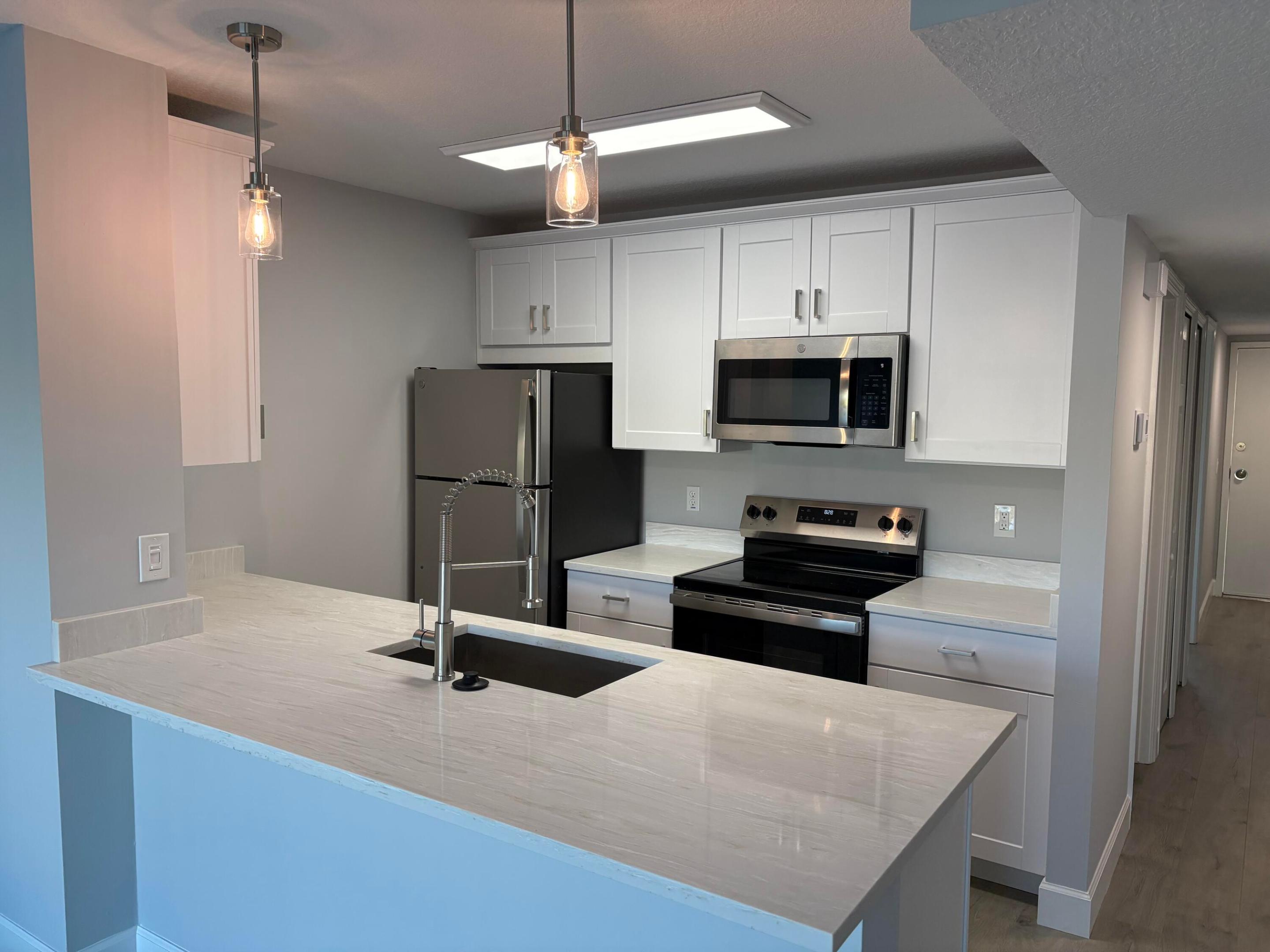 CYPRESS POINT CONDO - Residential