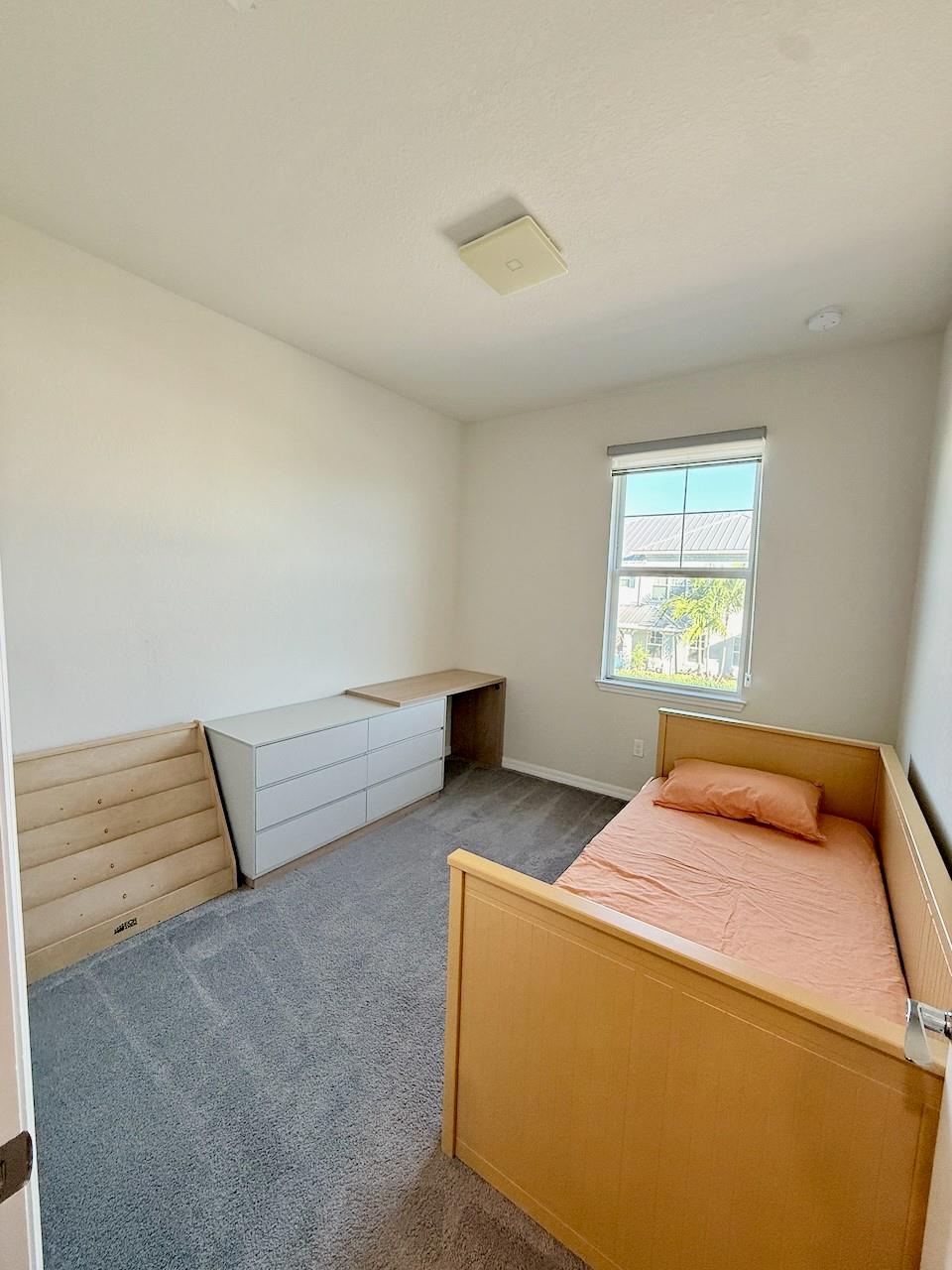 Hillcrest Country Club So - Residential Lease