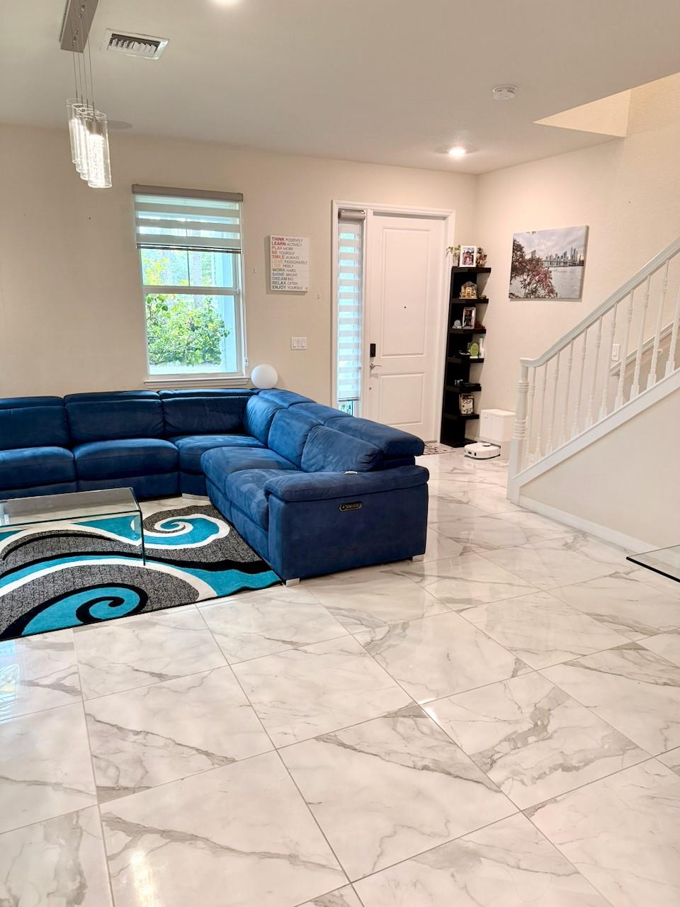 Hillcrest Country Club So - Residential Lease