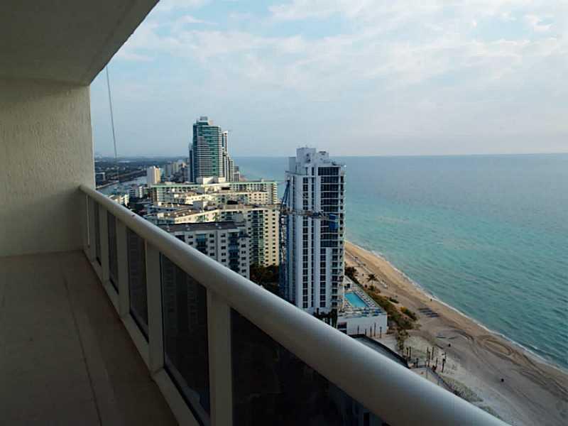 Beach Club 3 - Residential