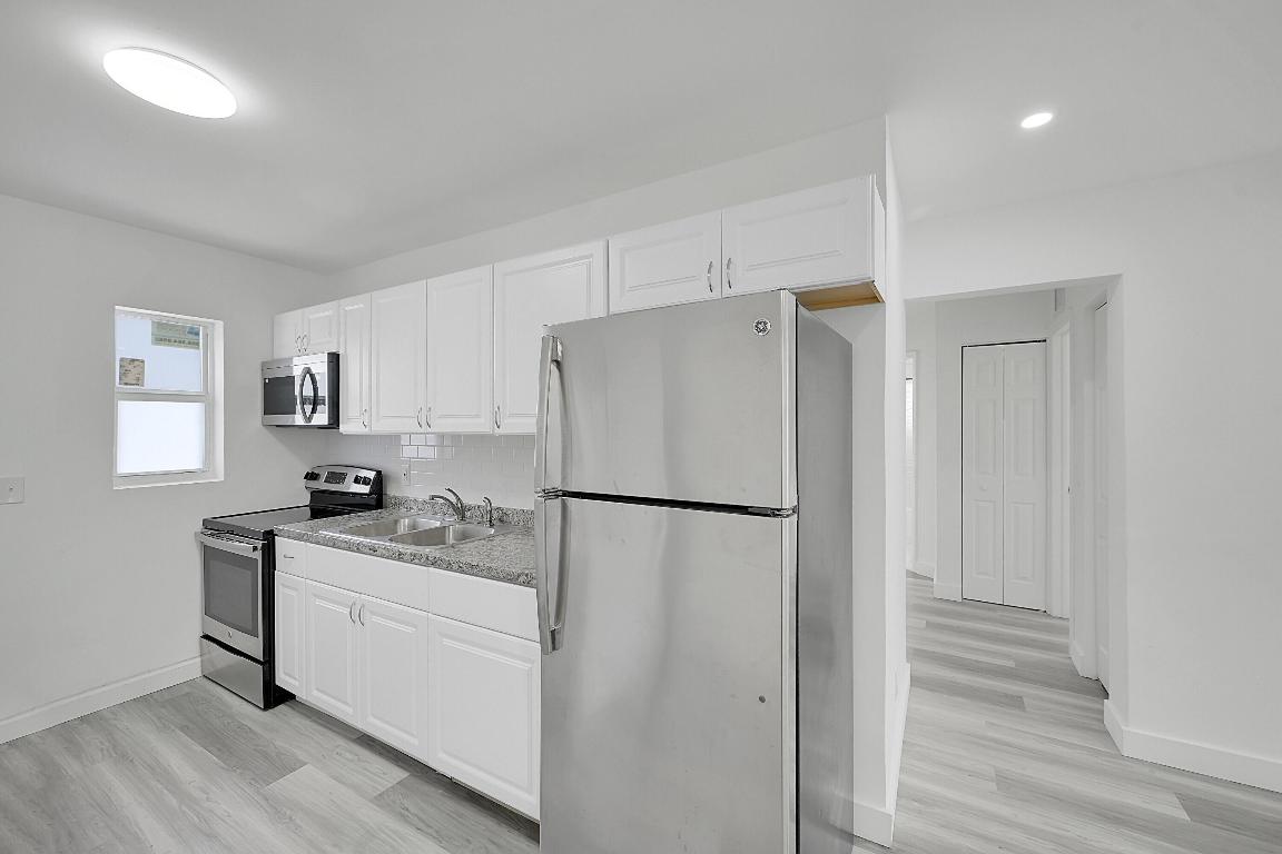 PLEASANT HEIGHTS - Residential Lease