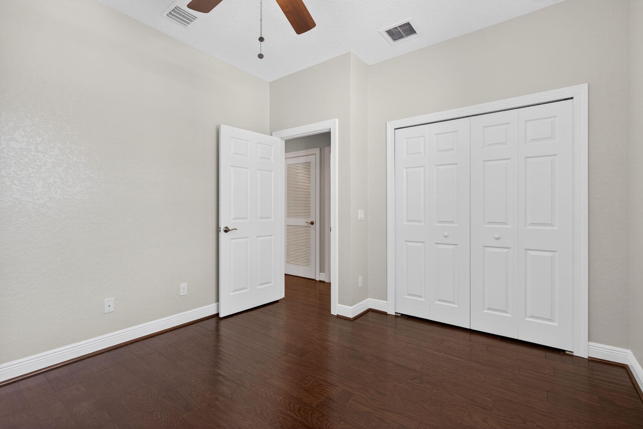 PALOMA - Residential Lease