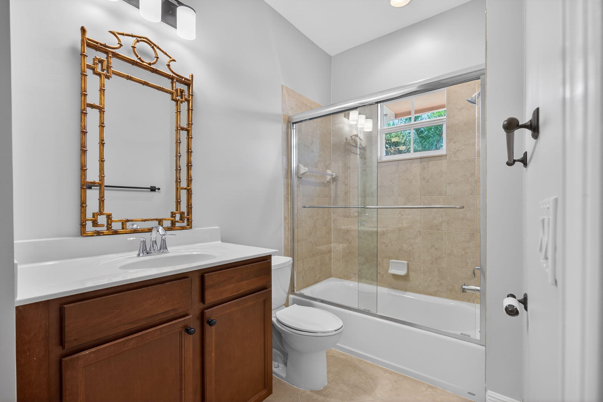 PALOMA - Residential Lease