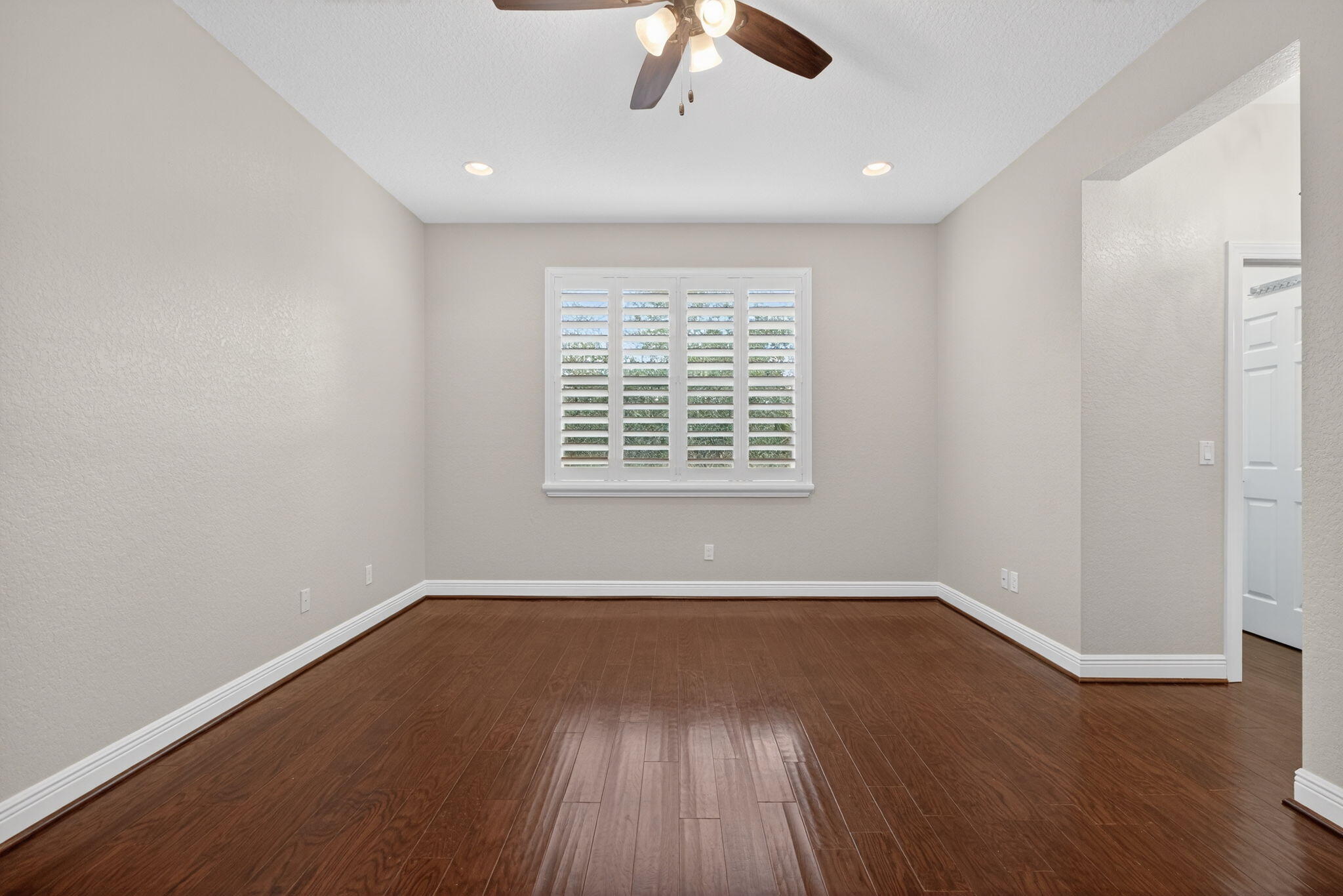 PALOMA - Residential Lease