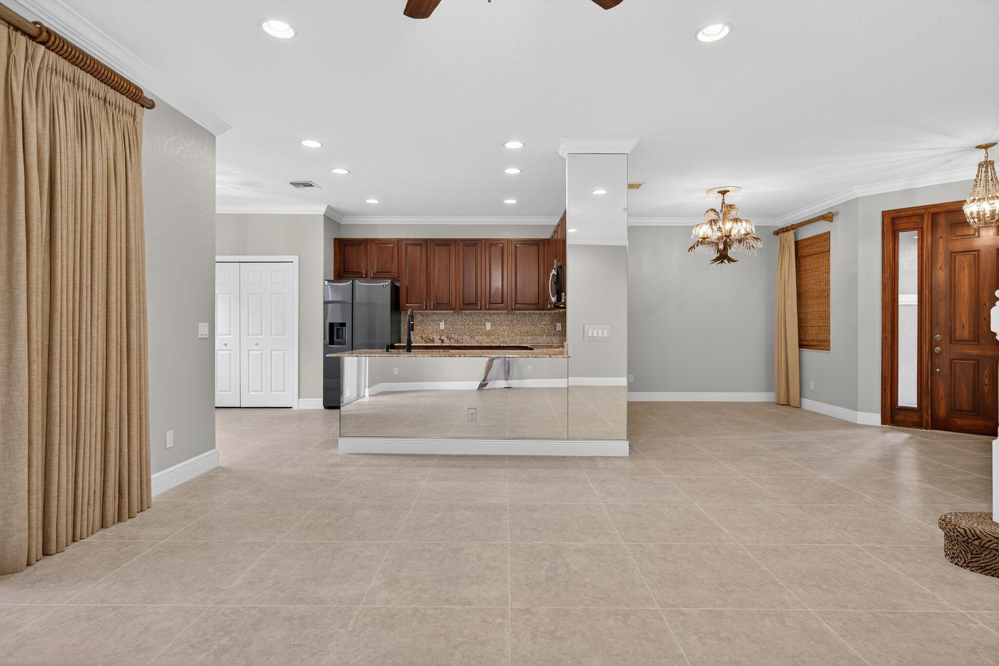 PALOMA - Residential Lease