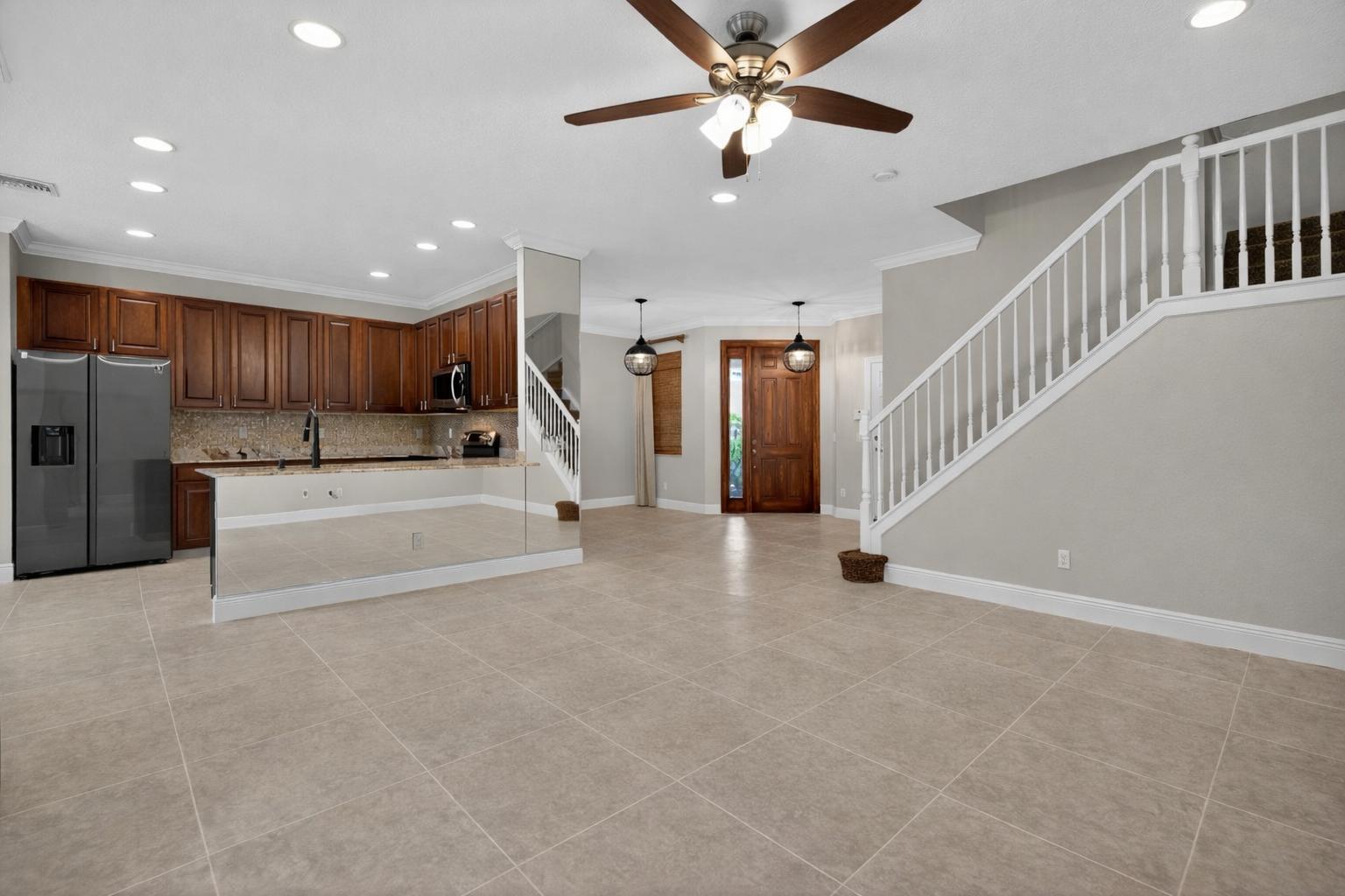 PALOMA - Residential Lease