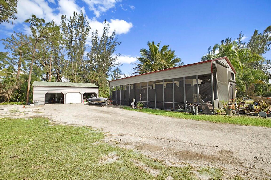 LOXAHATCHEE GROVES - Land