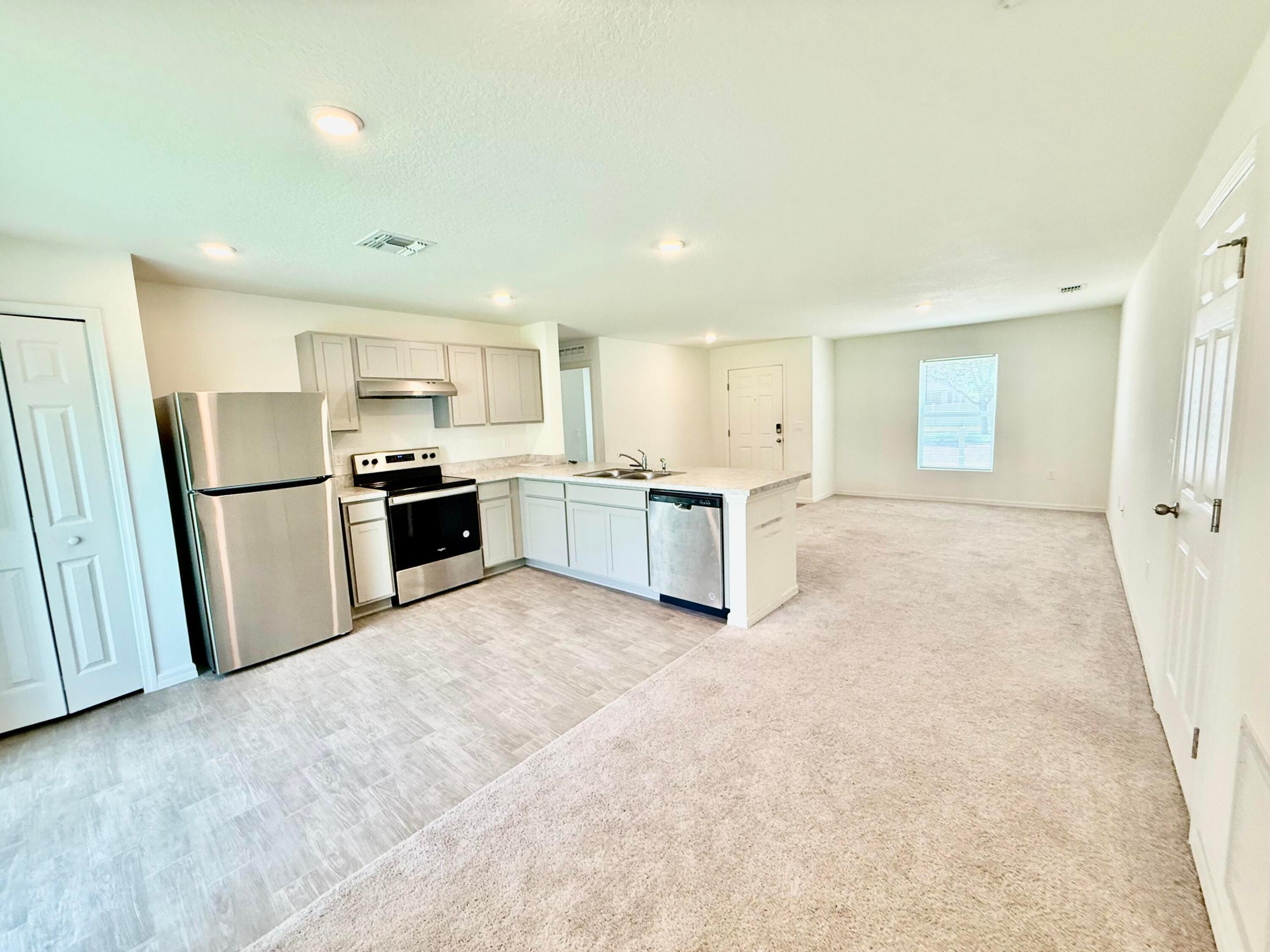 PORT ST LUCIE-SECTION 34 - Residential Lease