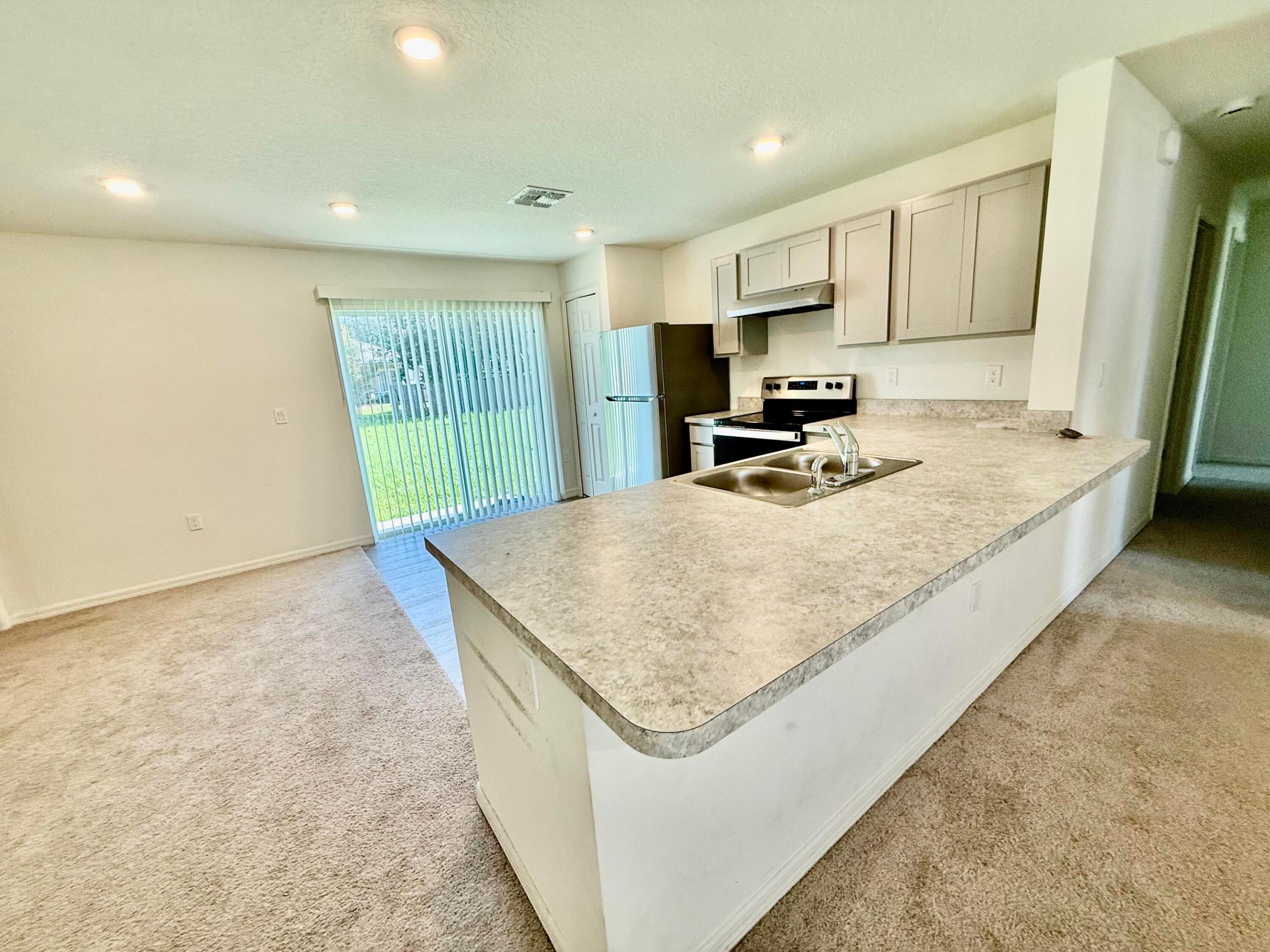 PORT ST LUCIE-SECTION 34 - Residential Lease