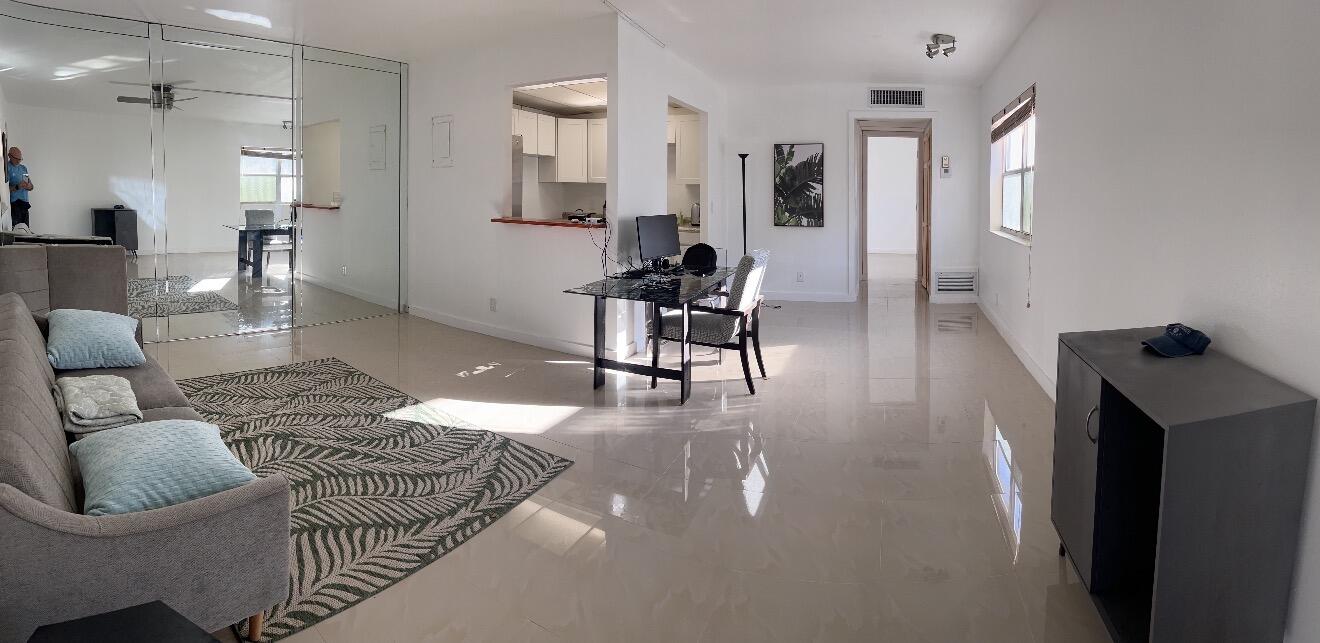 KINGS POINT BRITTANY CONDOS - Residential