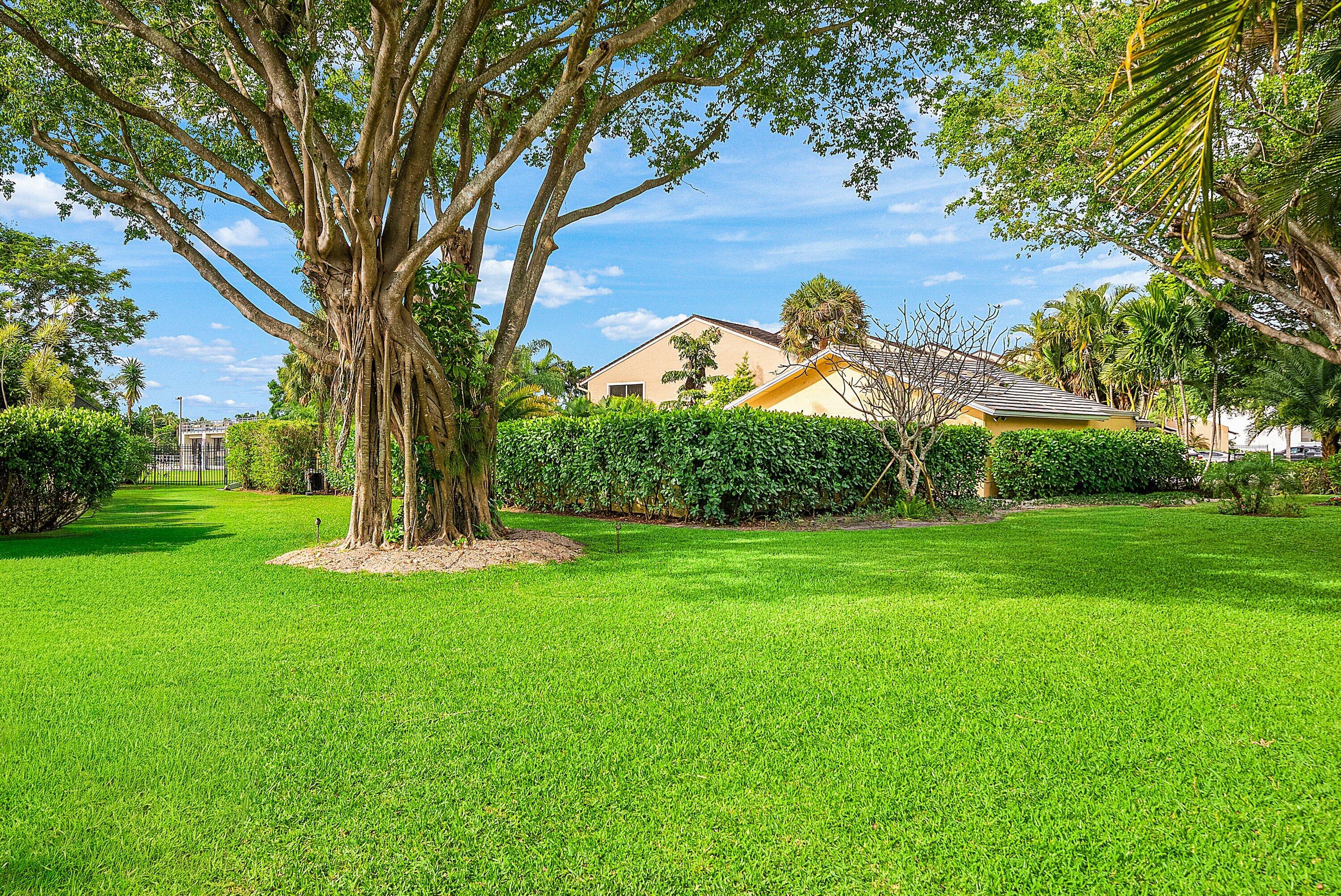 BROOK HAVEN OF BOCA RATON - Residential