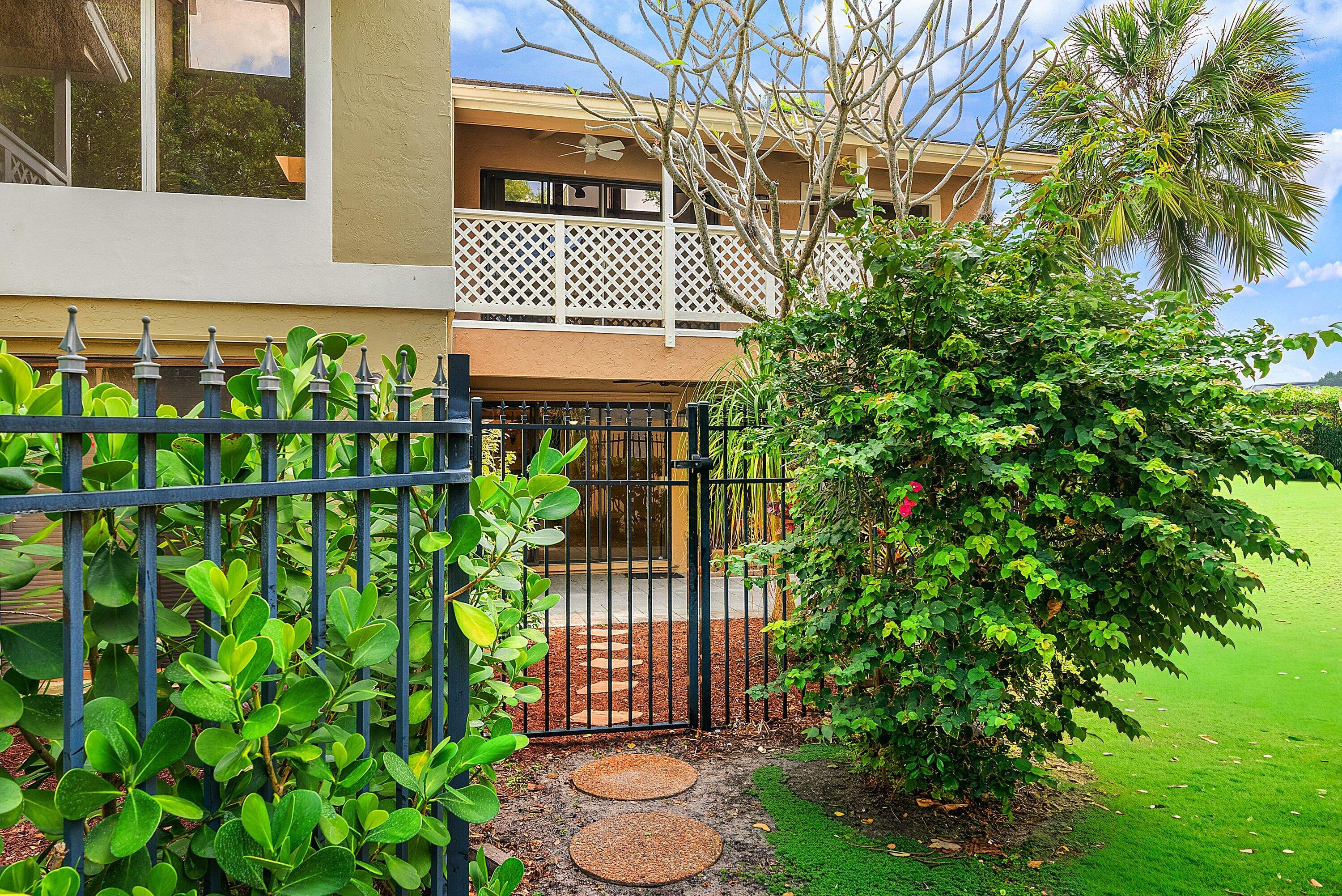 BROOK HAVEN OF BOCA RATON - Residential