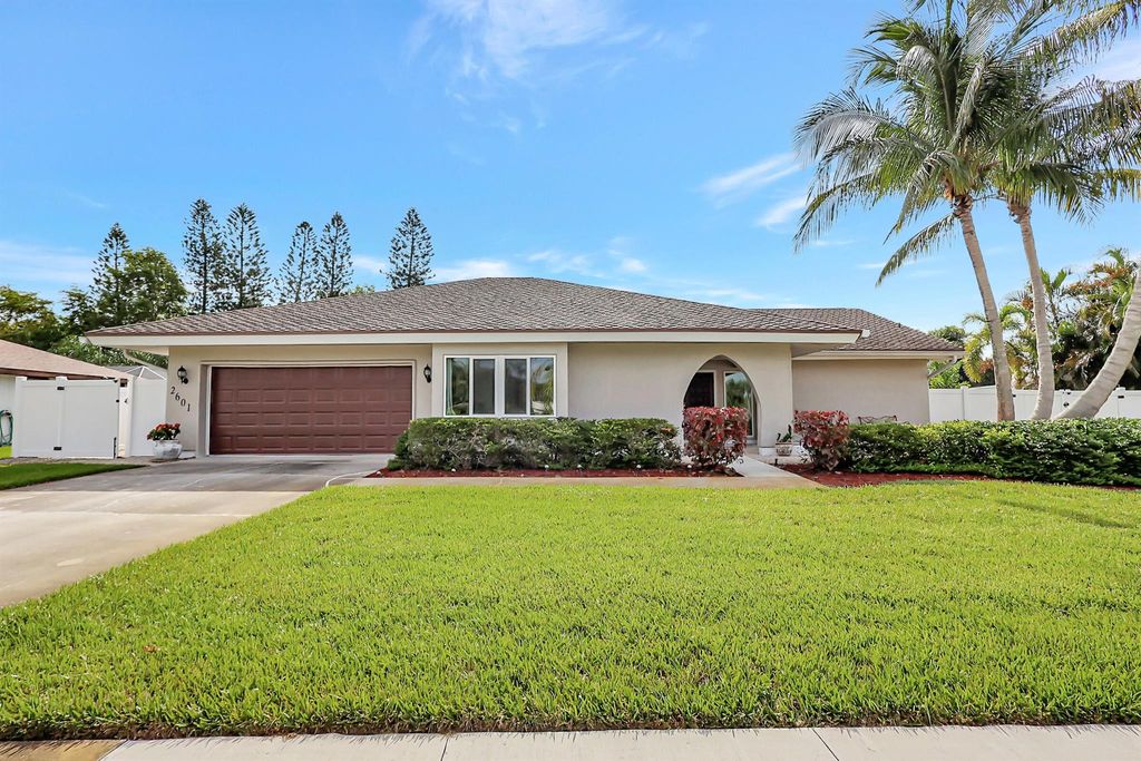 Photo of 2601 SE Gowin Drive, Port St Lucie, FL 34952 (MLS # R10911907)