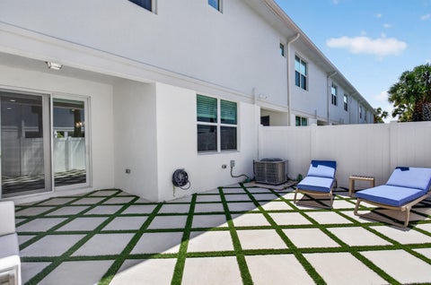 Tiny photo for 1835 Sandpiper Pointe Place, Deerfield Beach, FL 33442 (MLS # B26019142)