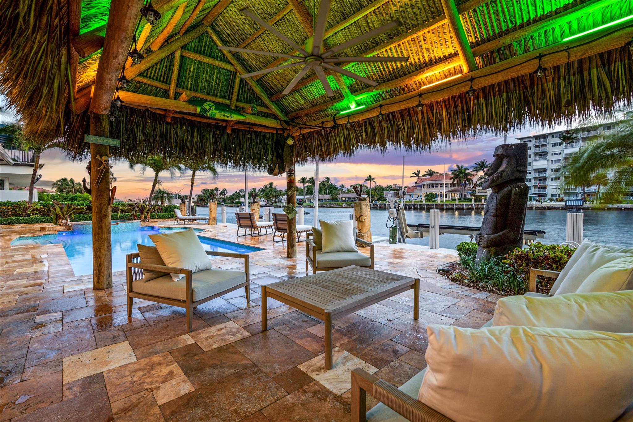 The Cove 2nd Sec 33-27 B - Residential