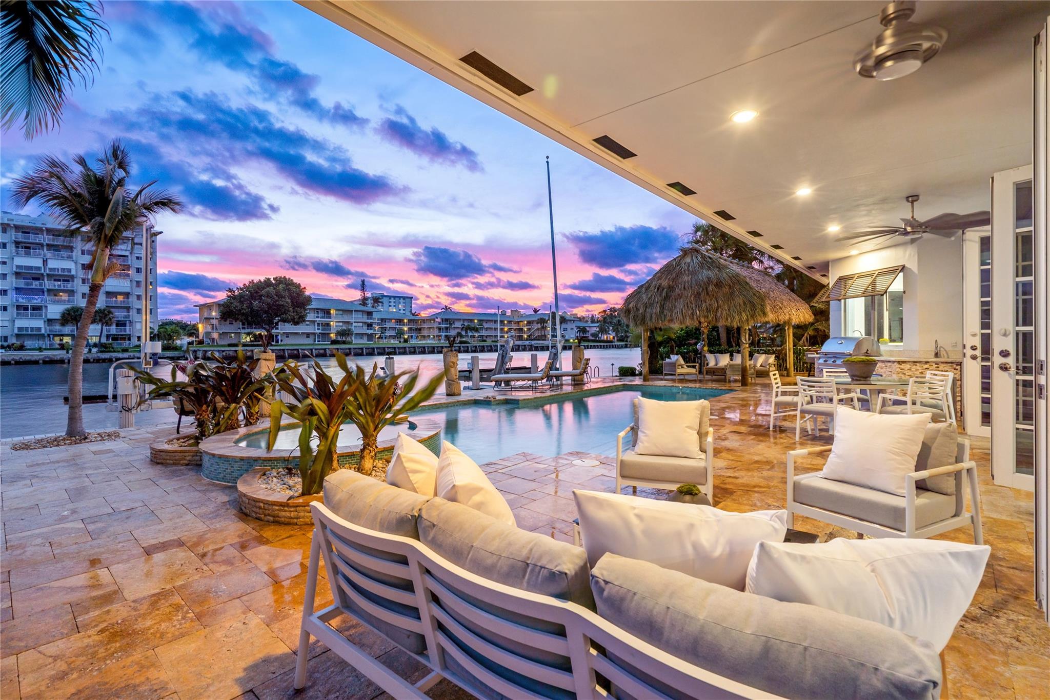 The Cove 2nd Sec 33-27 B - Residential