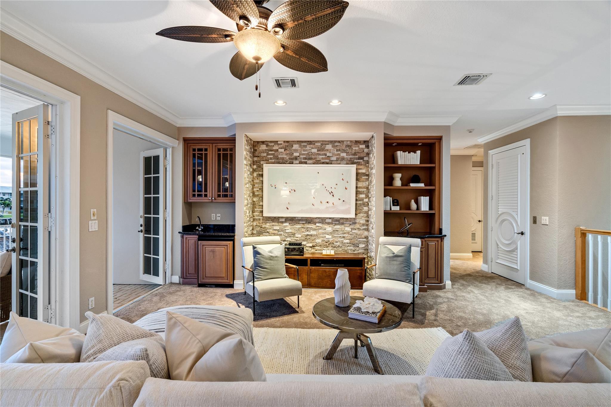 The Cove 2nd Sec 33-27 B - Residential