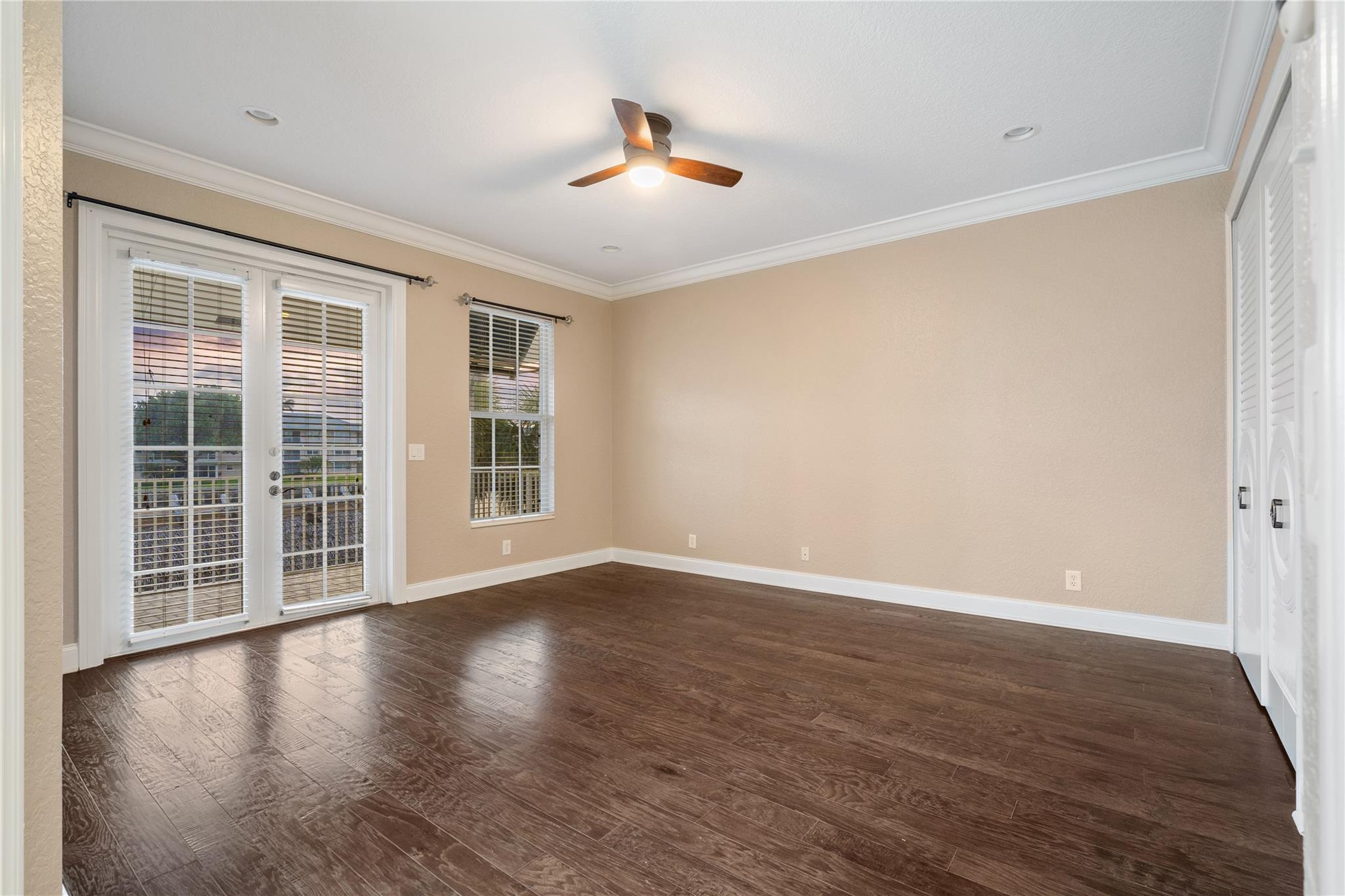 The Cove 2nd Sec 33-27 B - Residential