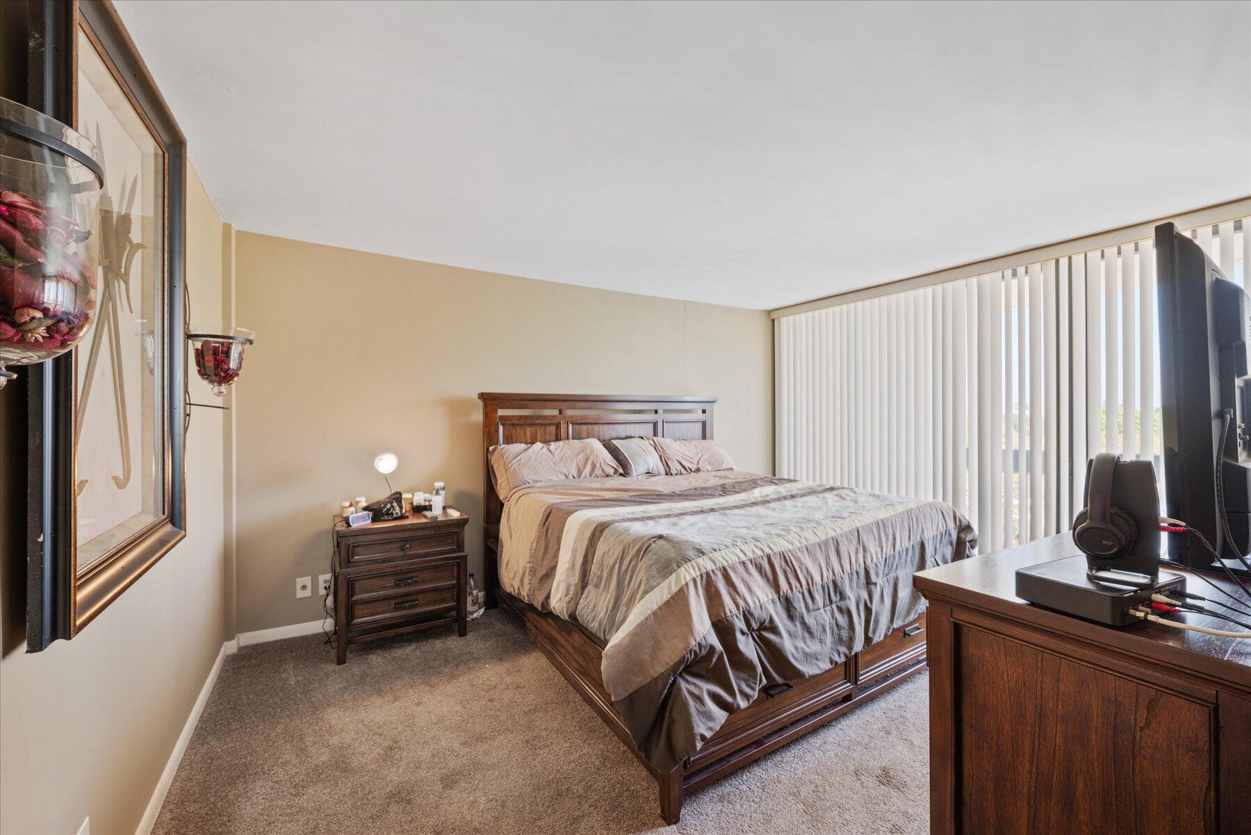 LANDS OF THE PRESIDENT CONDO 3 - Residential