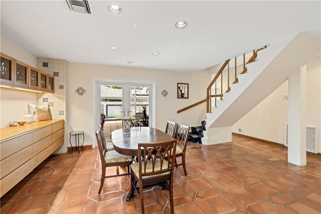 Emerald Hills Sec 3 83-27 - Residential