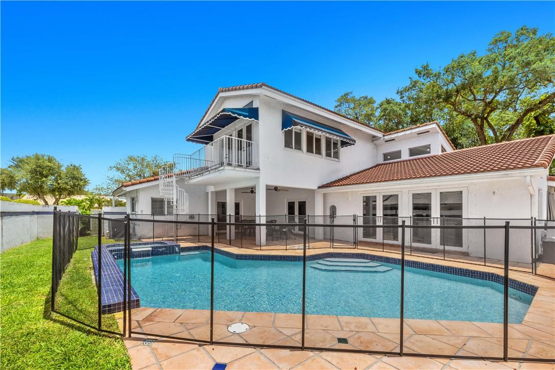 Emerald Hills Sec 3 83-27 - Residential