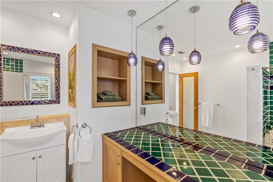 Emerald Hills Sec 3 83-27 - Residential