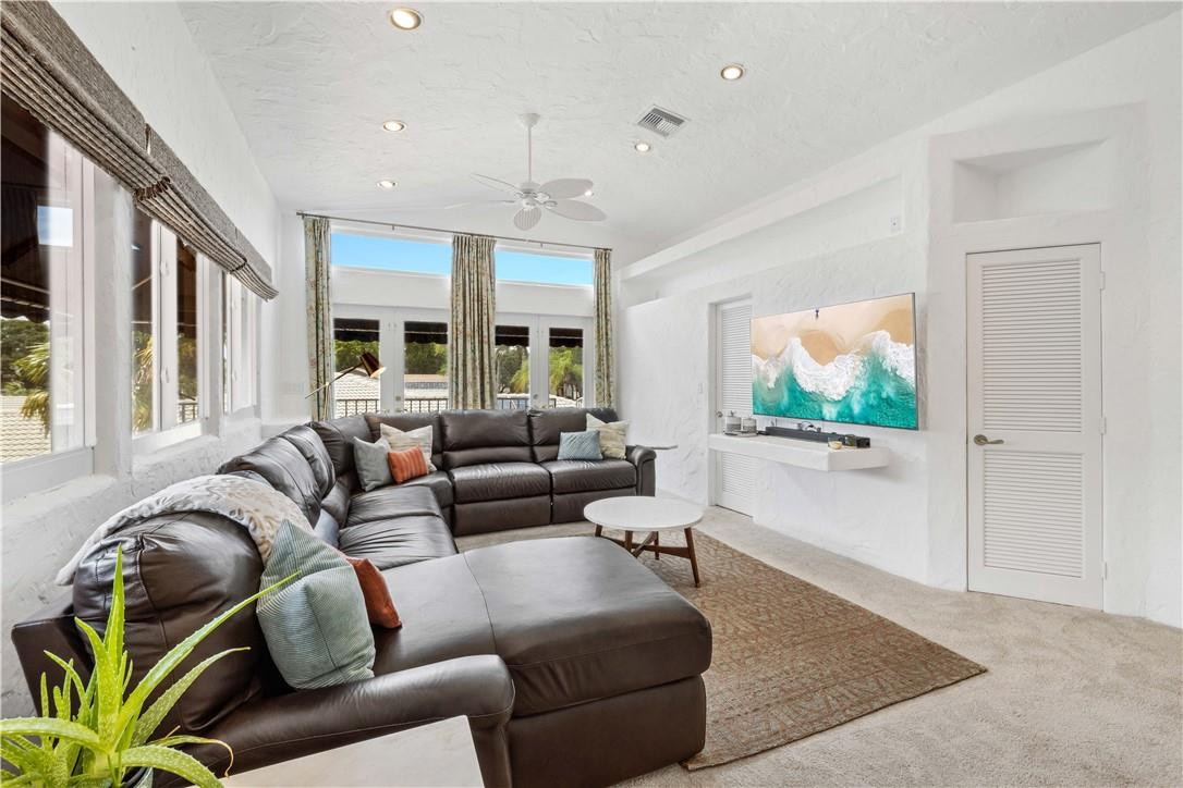 Emerald Hills Sec 3 83-27 - Residential