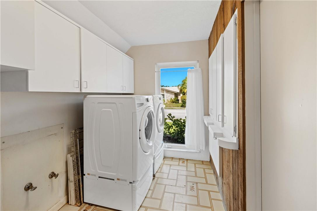 Emerald Hills Sec 3 83-27 - Residential