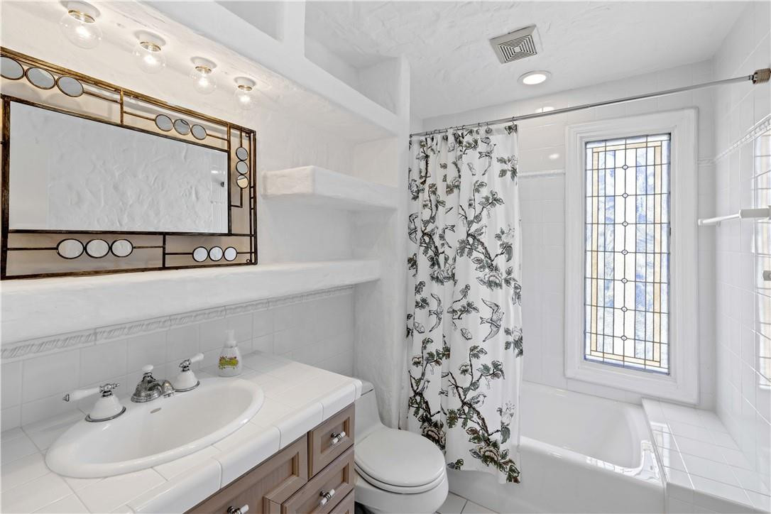 Emerald Hills Sec 3 83-27 - Residential