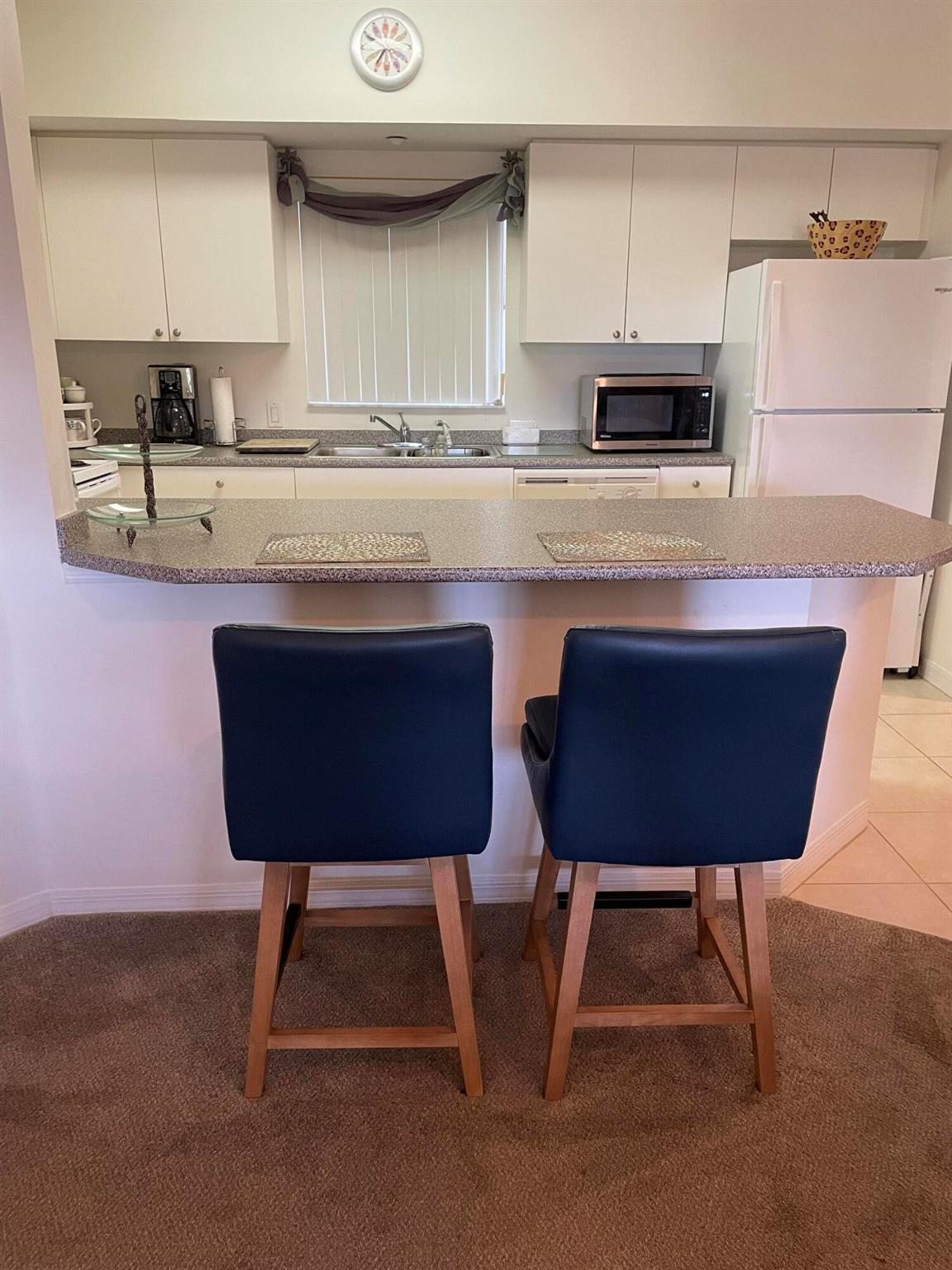 St Tropez Condo - Residential Lease