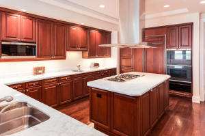 ONE WATERMARK PLACE OF TH - Residential