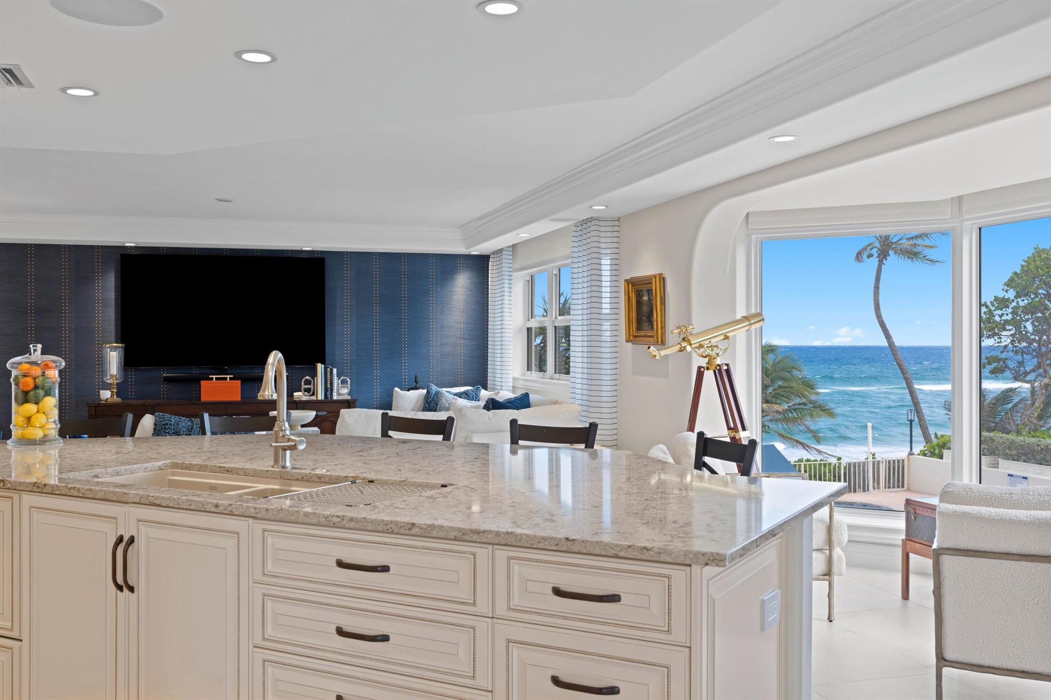 4605 S Ocean Boulevard 2b-3b