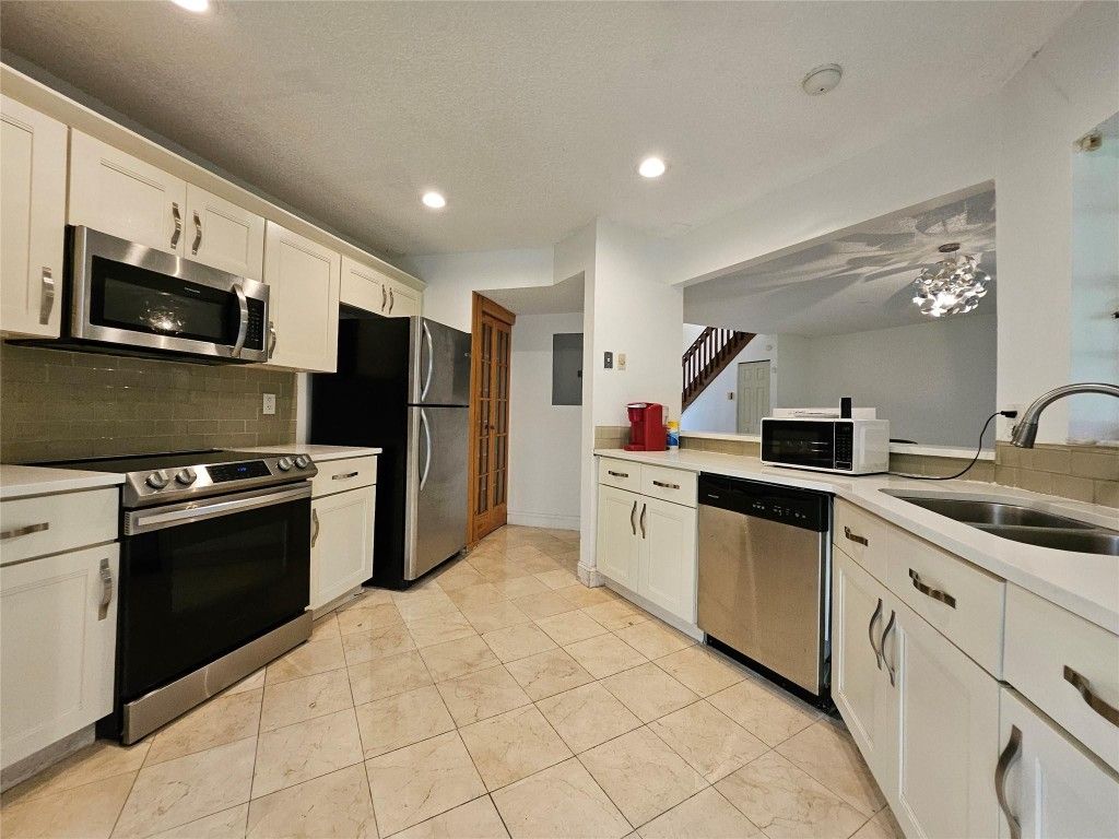 Photo of 9329 W Sunrise Boulevard #9329, Plantation, FL 33322 (MLS # F10543485)