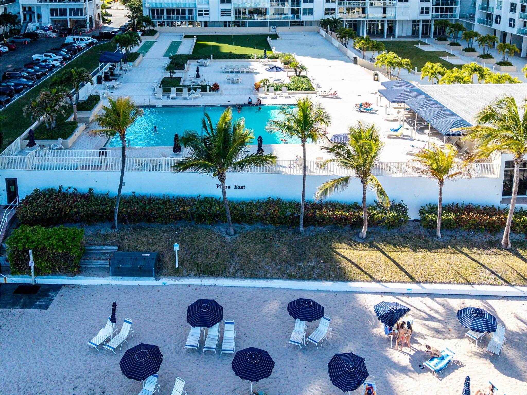 PLAZA EAST - Residential