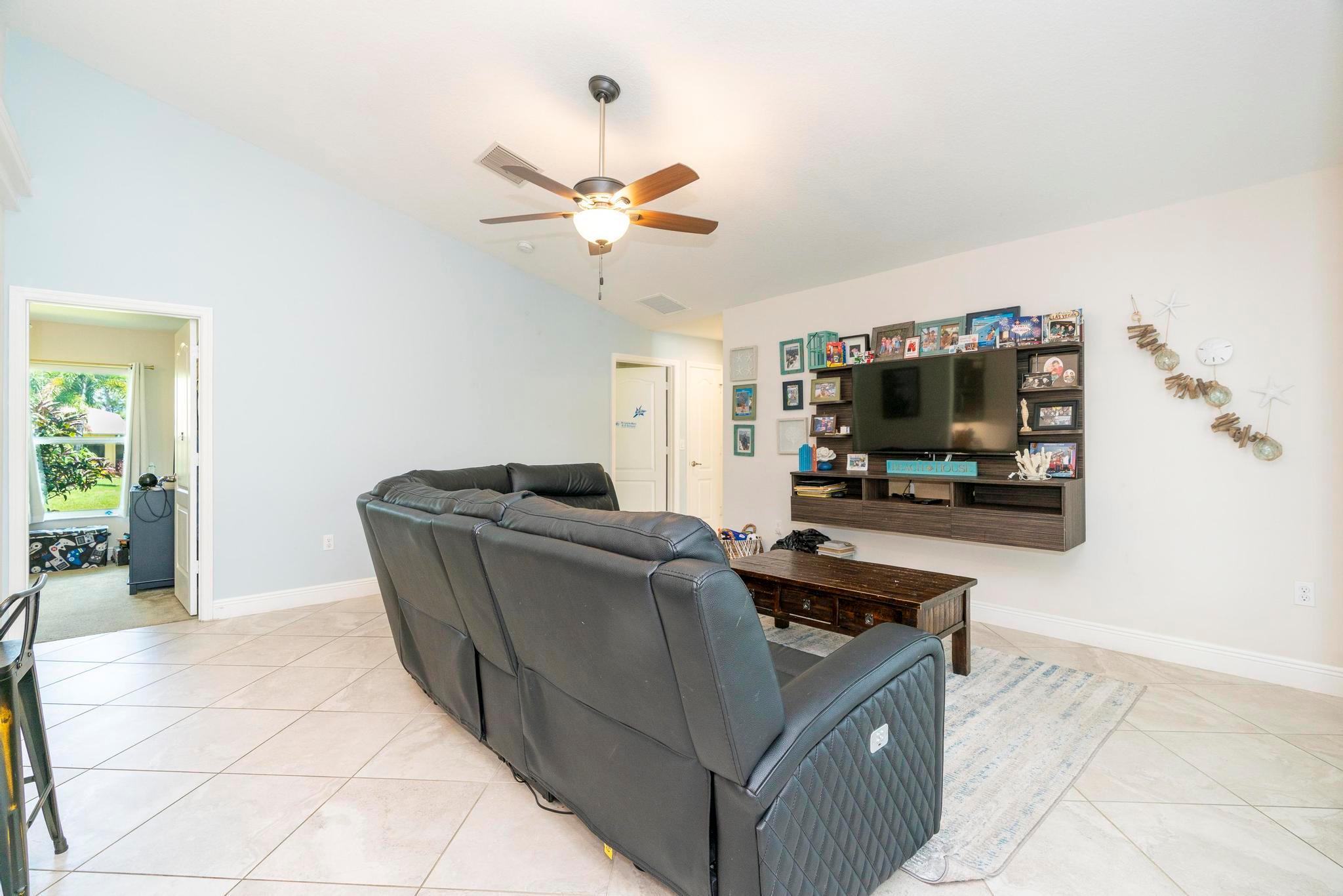 PORT ST LUCIE SECTION 44 - Residential