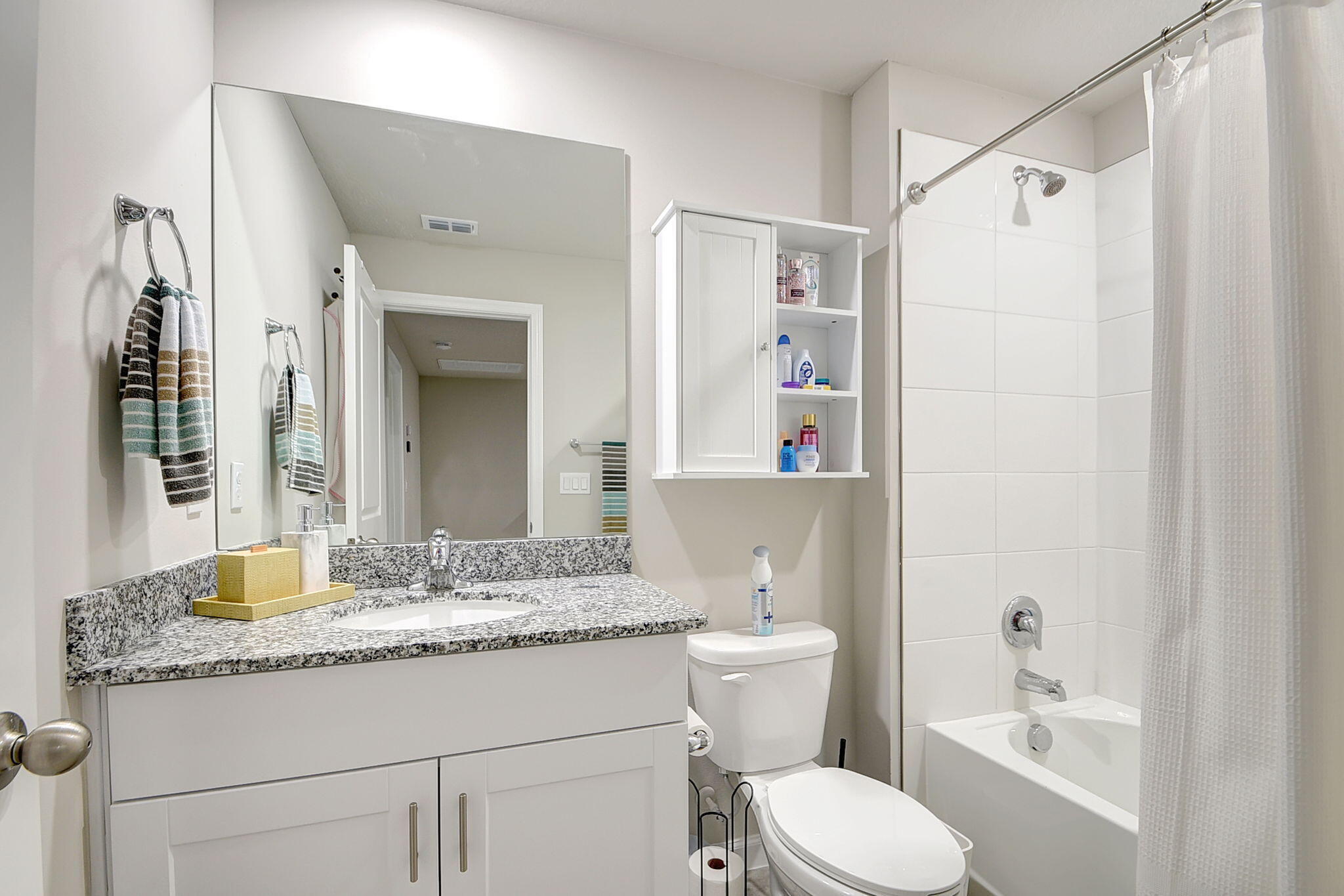 ENCLAVE AT MANGONIA PARK - Residential